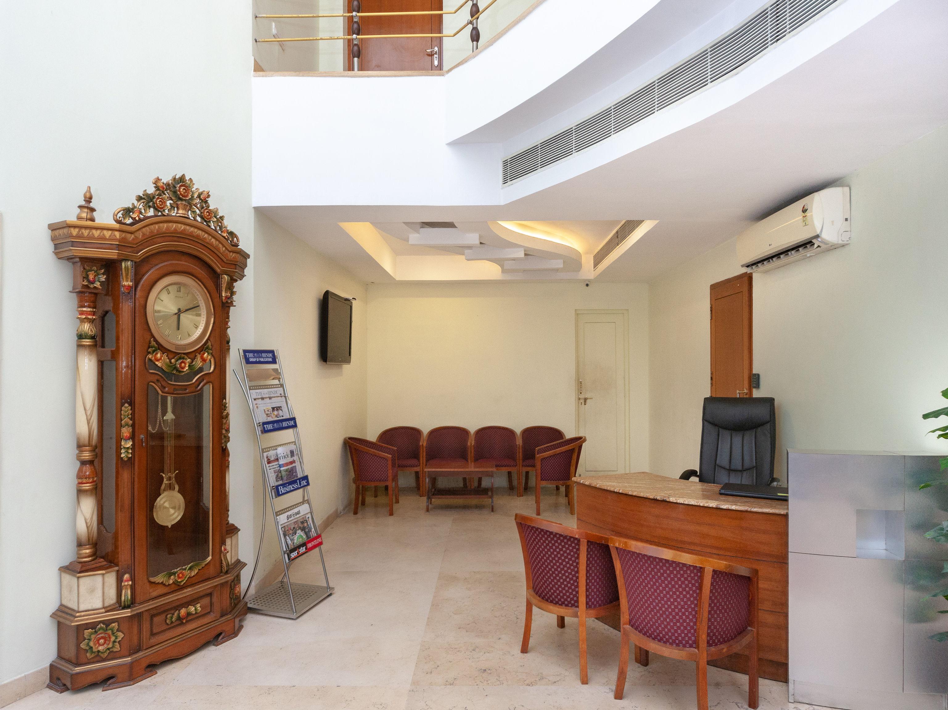 Capital O 6229 Ilara Hotels And Resorts Siruseri エクステリア 写真